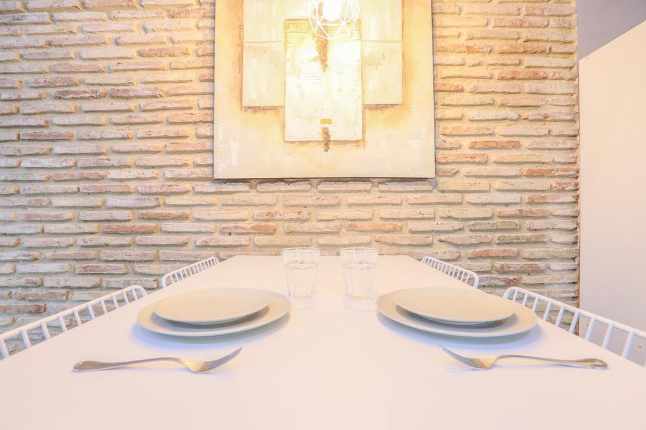 Apartamento Alfareria Seville Exterior photo