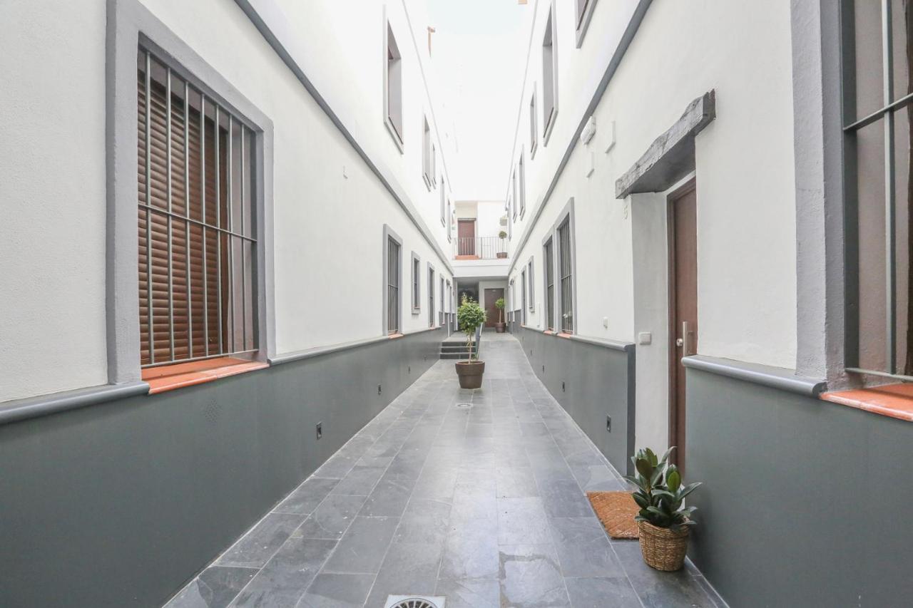 Apartamento Alfareria Seville Exterior photo