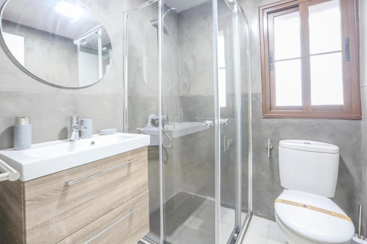 Apartamento Alfareria Seville Exterior photo