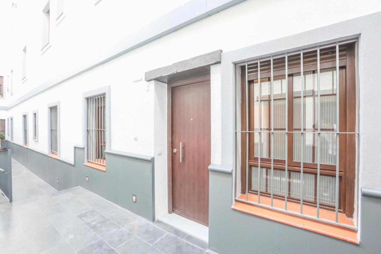 Apartamento Alfareria Seville Exterior photo